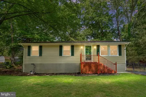 305 Albany St, Fredericksburg, VA 22407