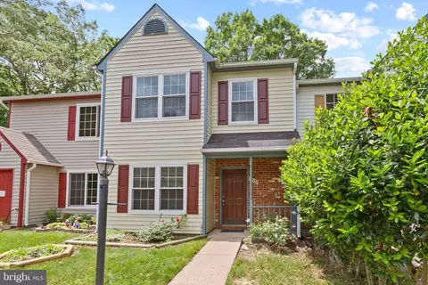 11171 Hamlet Ct, Fredericksburg, VA 22407