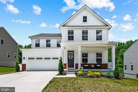 9012 Maple Run Dr, Fredericksburg, VA 22407