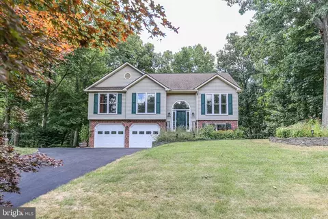 4304 Murven Park Ln, Fredericksburg, VA 22408