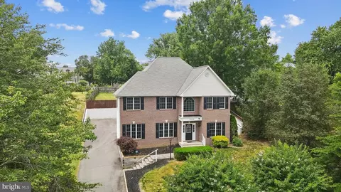11204 Boxwood Rd, Fredericksburg, VA 22408