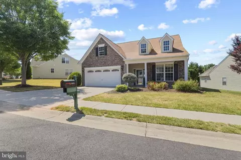 11810 Legacy Woods Dr, Fredericksburg, VA 22407