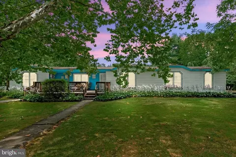 3921 Guinea Station Rd, Fredericksburg, VA 22408