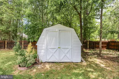 11609 Kenton Dr, Fredericksburg, VA 22407