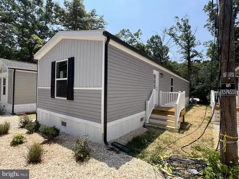 4412 Hotchkiss St, Fredericksburg, VA 22408