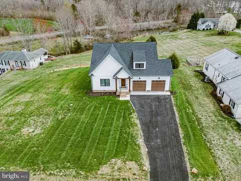 6907 Lakes Edge Way, Mineral, VA 23117