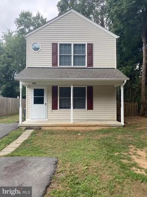 342 Fourth St, Fredericksburg, VA 22408