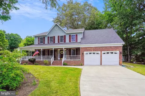 6108 Fox Point Rd, Fredericksburg, VA 22407