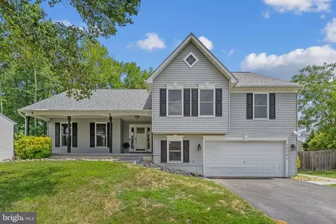 10701 Peach Tree Dr, Fredericksburg, VA 22407
