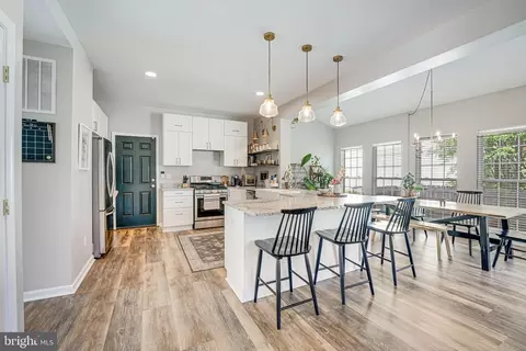 6901 S Dewey Ct S, Fredericksburg, VA 22407