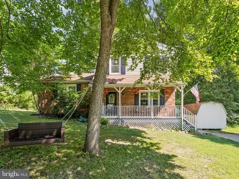 225 Sagun Dr, Fredericksburg, VA 22407