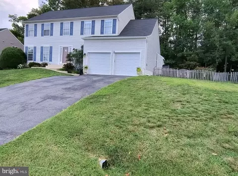 4004 Mossy Bank Ln, Fredericksburg, VA 22408