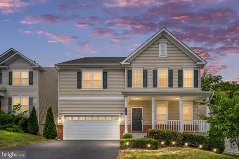 1606 Hudgins Farm Cir, Fredericksburg, VA 22408