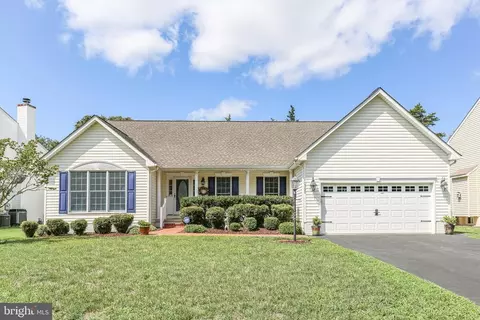 10302 N Hampton Ln N, Fredericksburg, VA 22408