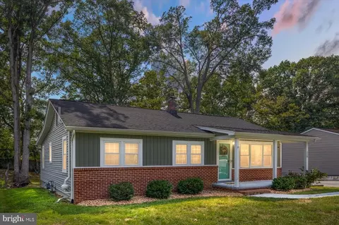110 Pender St, Fredericksburg, VA 22408