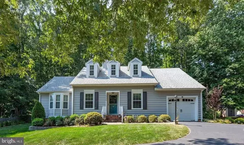 10906 Crestwood Dr, Spotsylvania, VA 22553