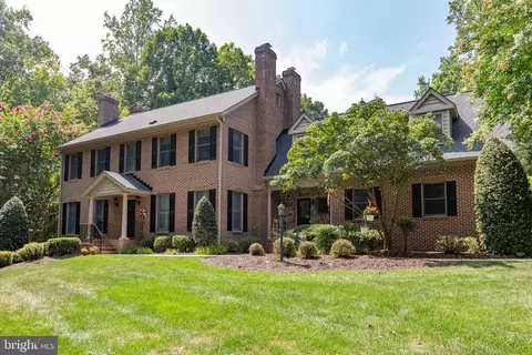 13910 Hunting Run Dr, Fredericksburg, VA 22407