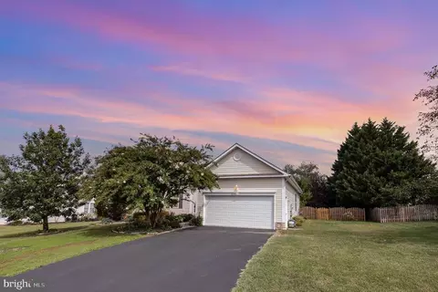 9805 Minuteman Ct, Fredericksburg, VA 22408