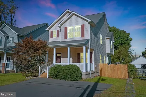 152 Mansfield St, Fredericksburg, VA 22408