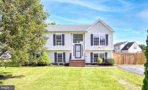 11813 Sawgrass Ln, Fredericksburg, VA 22407