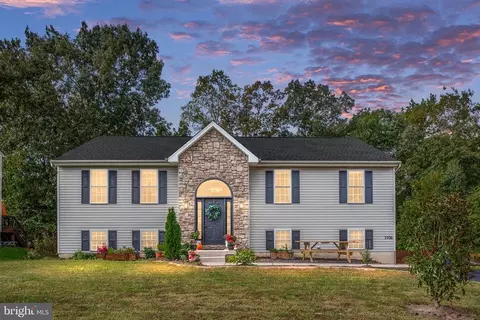 3706 W Glen Dower Dr W, Fredericksburg, VA 22408