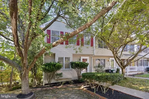 9608 Dominion Forest Cir, Fredericksburg, VA 22408