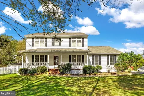 9901 Bethwood Dr, Fredericksburg, VA 22407