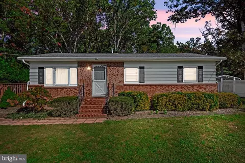 121 Pender St, Fredericksburg, VA 22408