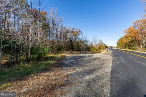 4800 Guinea Station Rd, Fredericksburg, VA 22407