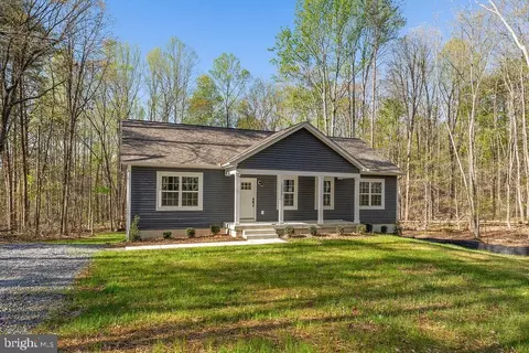 15002 Moonlight Ln, Mineral, VA 23117