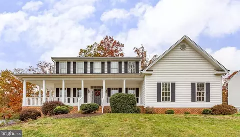 11012 Park Ridge Rd, Fredericksburg, VA 22408