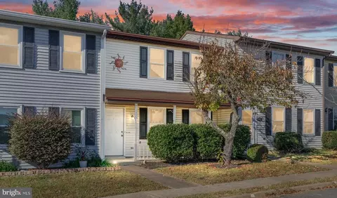 5229 Daffodil Dr, Fredericksburg, VA 22407