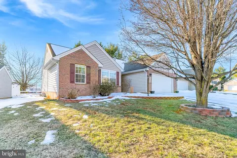 11734 Collinwood Ct, Fredericksburg, VA 22407