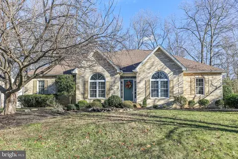 10116 Oat Lands Pl, Fredericksburg, VA 22408