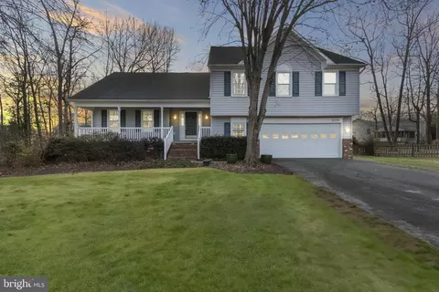 11702 Brompton Ct, Fredericksburg, VA 22408