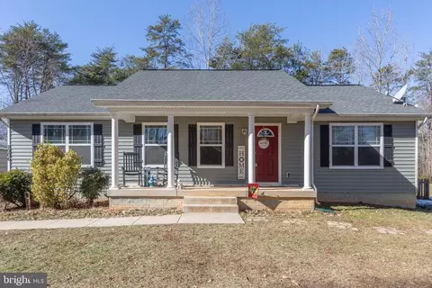 2906 Minor Rd, Bumpass, VA 23024