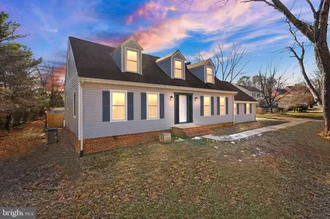 4224 Woodside Dr, Fredericksburg, VA 22407
