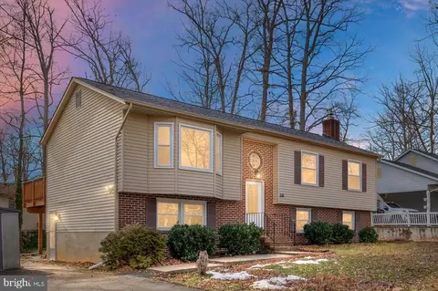 216 Patterson Ave, Fredericksburg, VA 22407