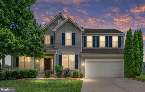 9805 Autumn Path Ct, Fredericksburg, VA 22407