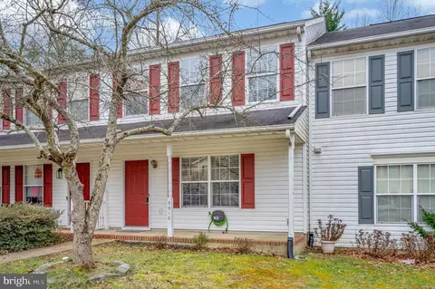 9910 Tabard Ct, Fredericksburg, VA 22408