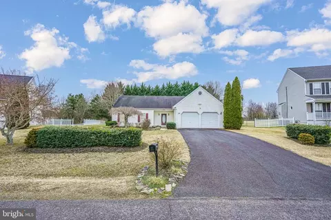 11418 Silverleaf Ln, Fredericksburg, VA 22407