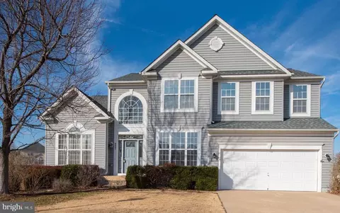 9807 Autumn Path Ct, Fredericksburg, VA 22407