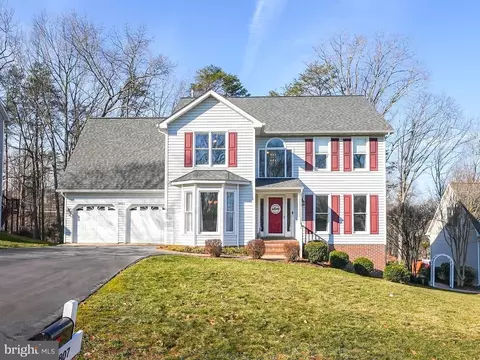9807 Fendale Ln, Fredericksburg, VA 22408