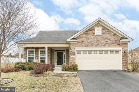 5801 S Mills Manor Ct S, Fredericksburg, VA 22407