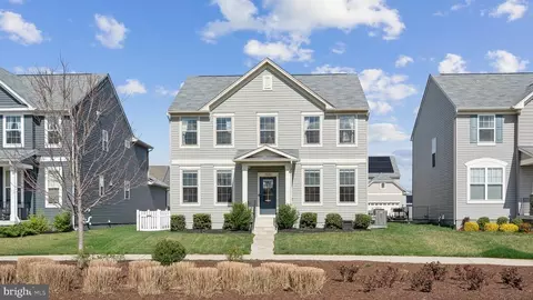 1920 Captain Dr, Fredericksburg, VA 22408