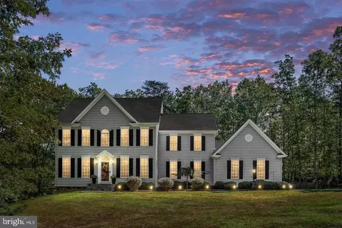 8703 Laroque Run Dr, Fredericksburg, VA 22407
