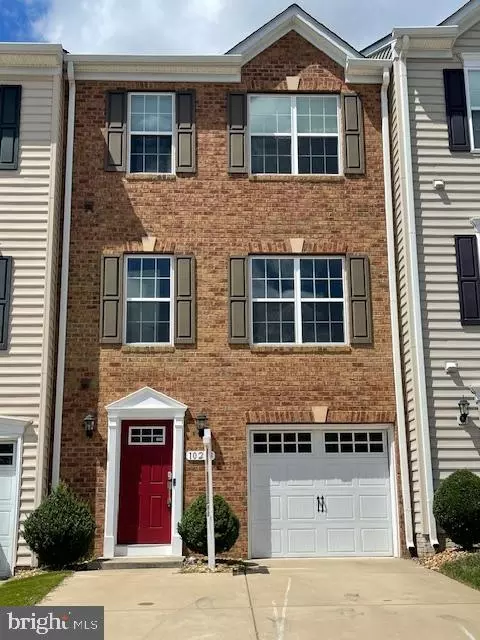 10213 Osage Dr, Fredericksburg, VA 22408