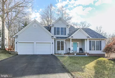 10108 Colechester St, Fredericksburg, VA 22408