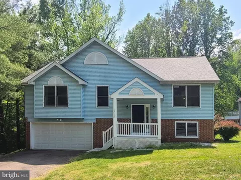 5810 Danielle Dr, Fredericksburg, VA 22407