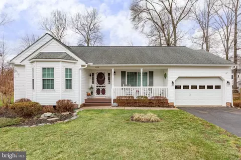 10114 S Fulton Dr S, Fredericksburg, VA 22408
